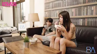 皇家华人 RAS0166 与哥哥女友独处却被扑倒 超淫荡癡女主动骑乘 #维里娜