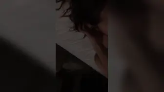 反差萌妹后入狂干高潮喷水 对着镜头浪叫失控